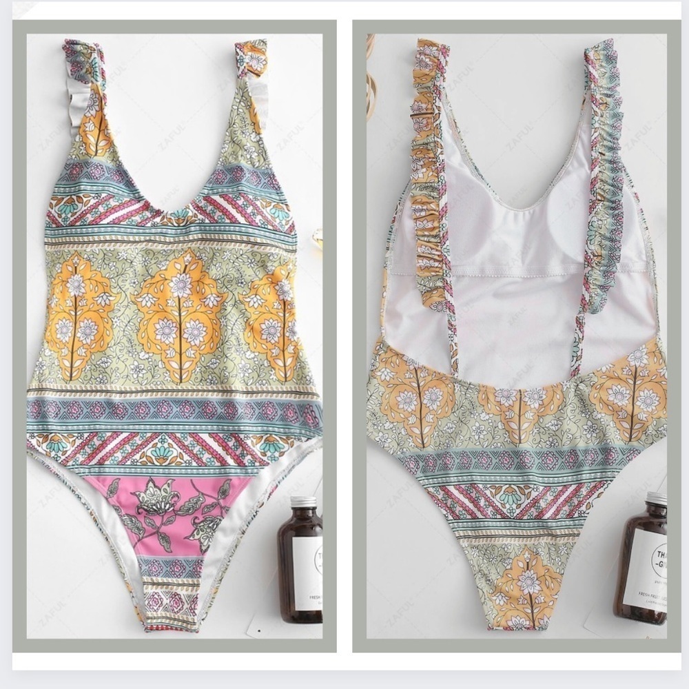 NEW,Zaful, Fun, Flirty & Fabulous, Floral Ruffle Backless Swimsuit, Size